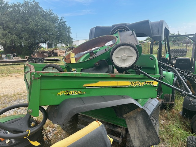 2009 John Deere XUV 850D GREEN Image 2