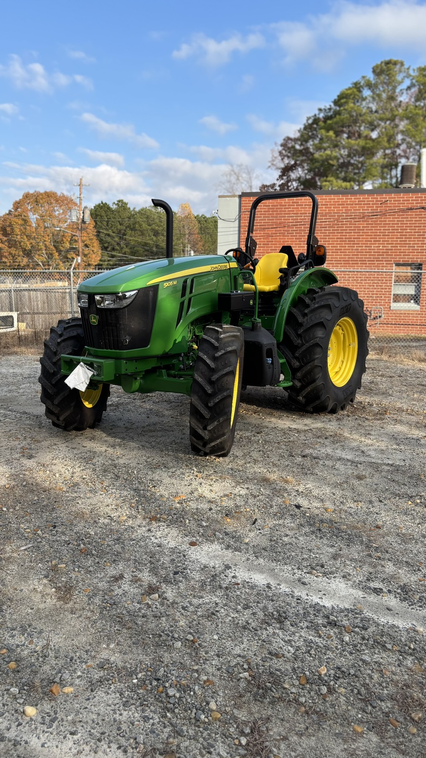 2025 John Deere 5105M Image 2