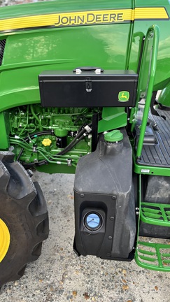 2025 John Deere 5105M-10
