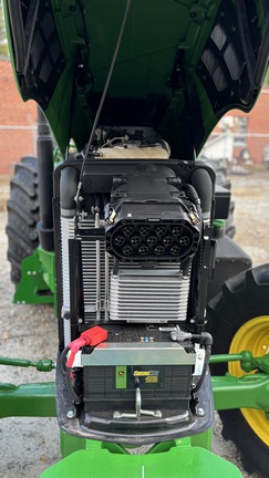 2025 John Deere 5105M-15