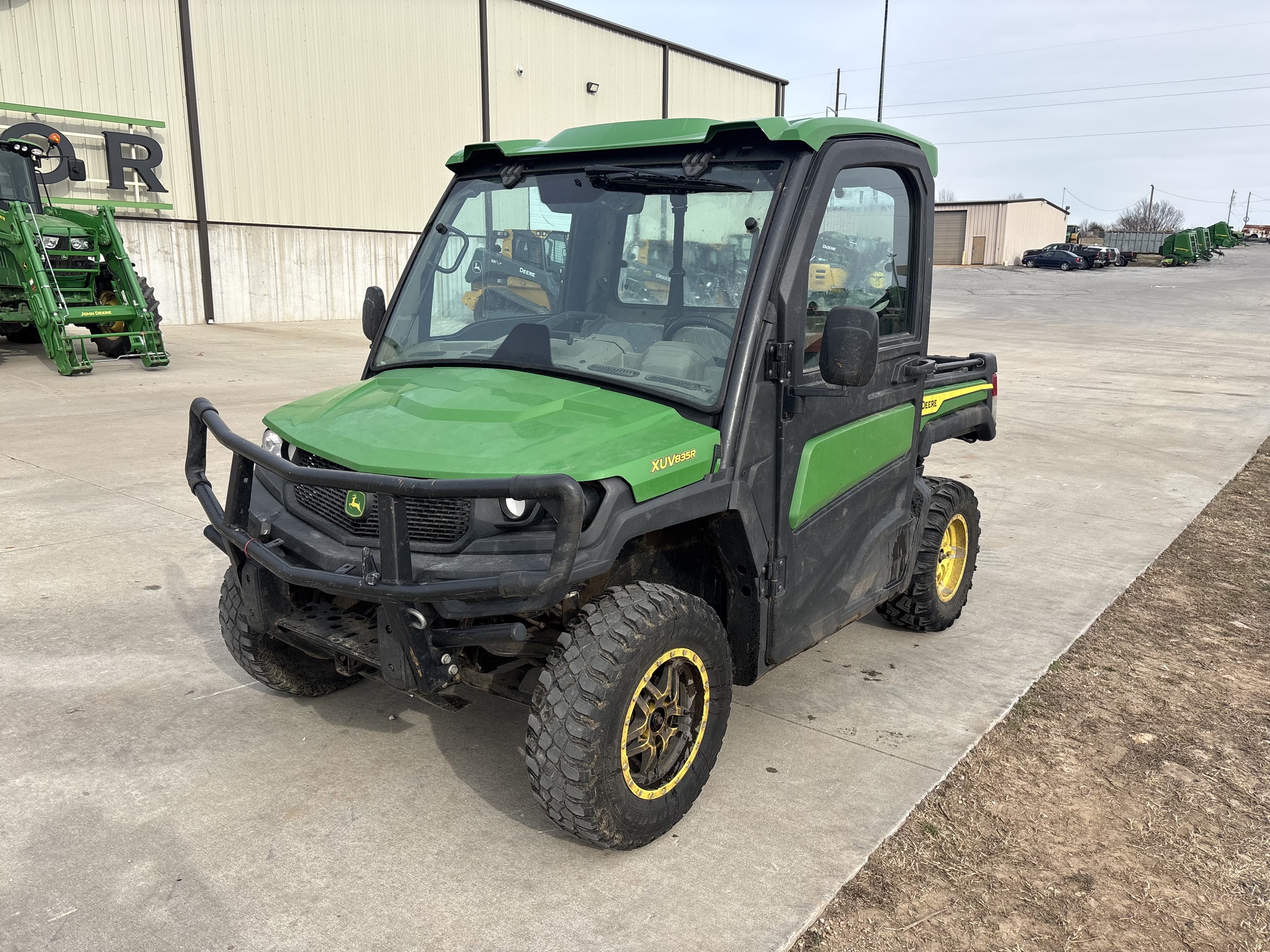 2023 John Deere XUV 835R at Heritage Tractor in Rogersville, MO