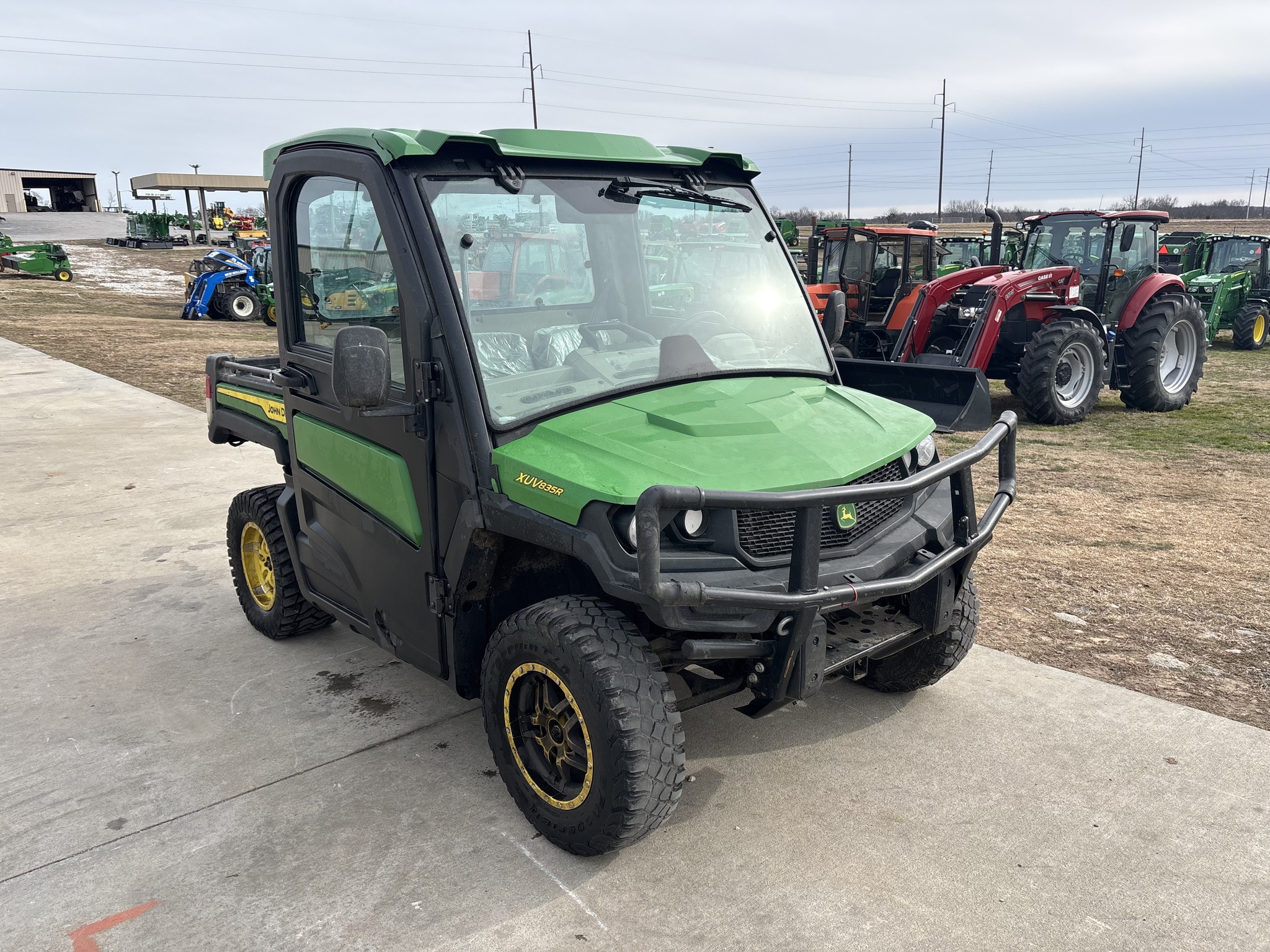  2023 John Deere XUV 835R at Heritage Tractor in Rogersville, MO