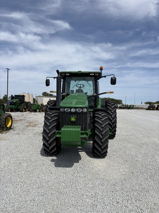 2011 John-Deere 8320R