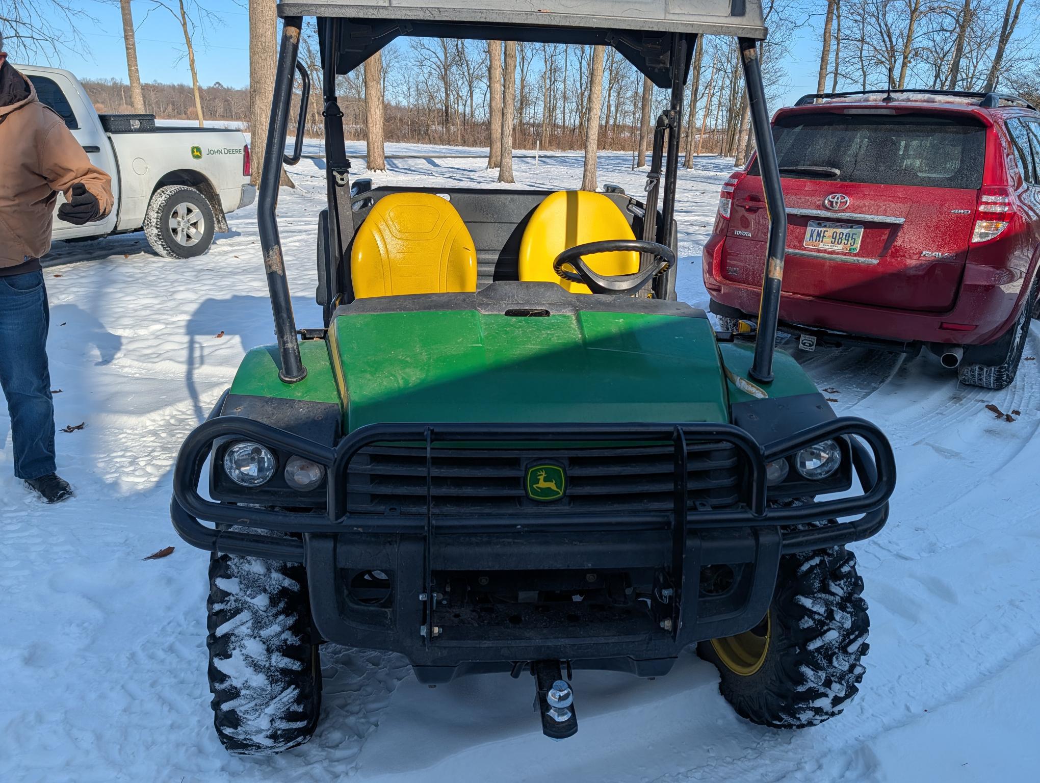 2014 John Deere XUV 825i Power Steering Image 6