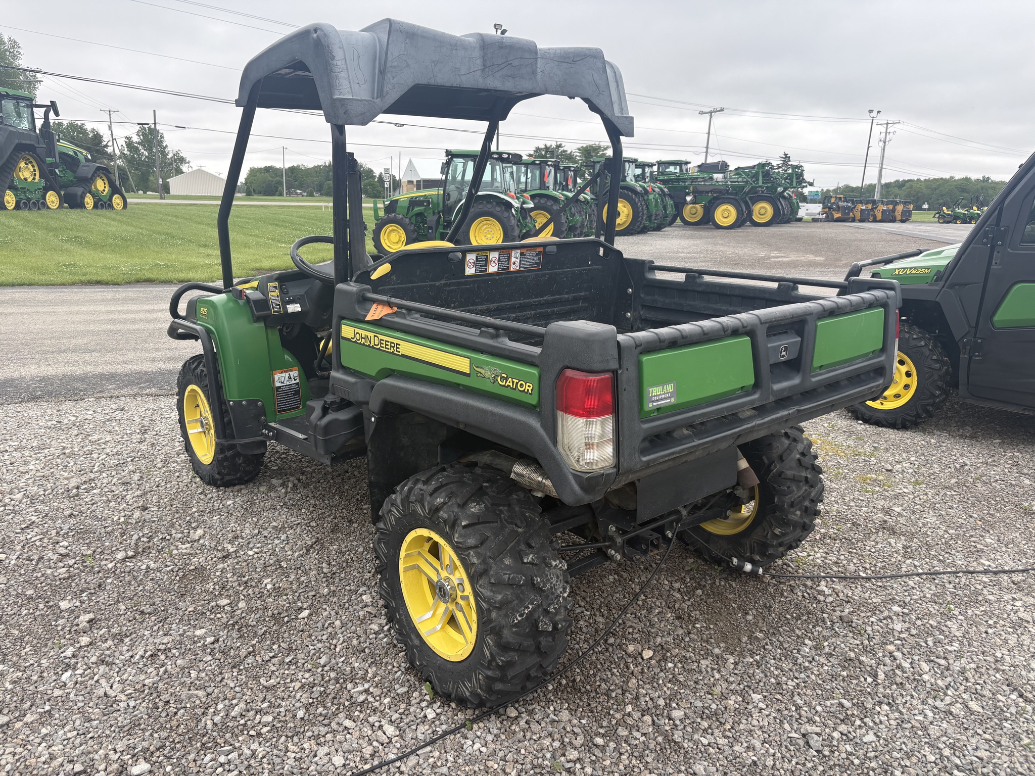 2014 John Deere XUV 825i Power Steering Image 4