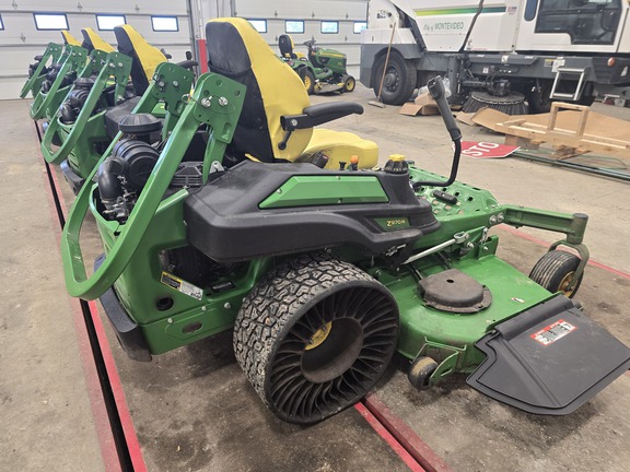 2025 John Deere Z970R - Photo4