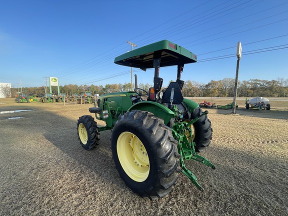 2013 John Deere 5085E Photo 3