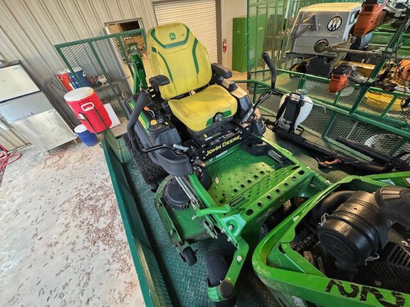 2024 John Deere Z920M Photo 1