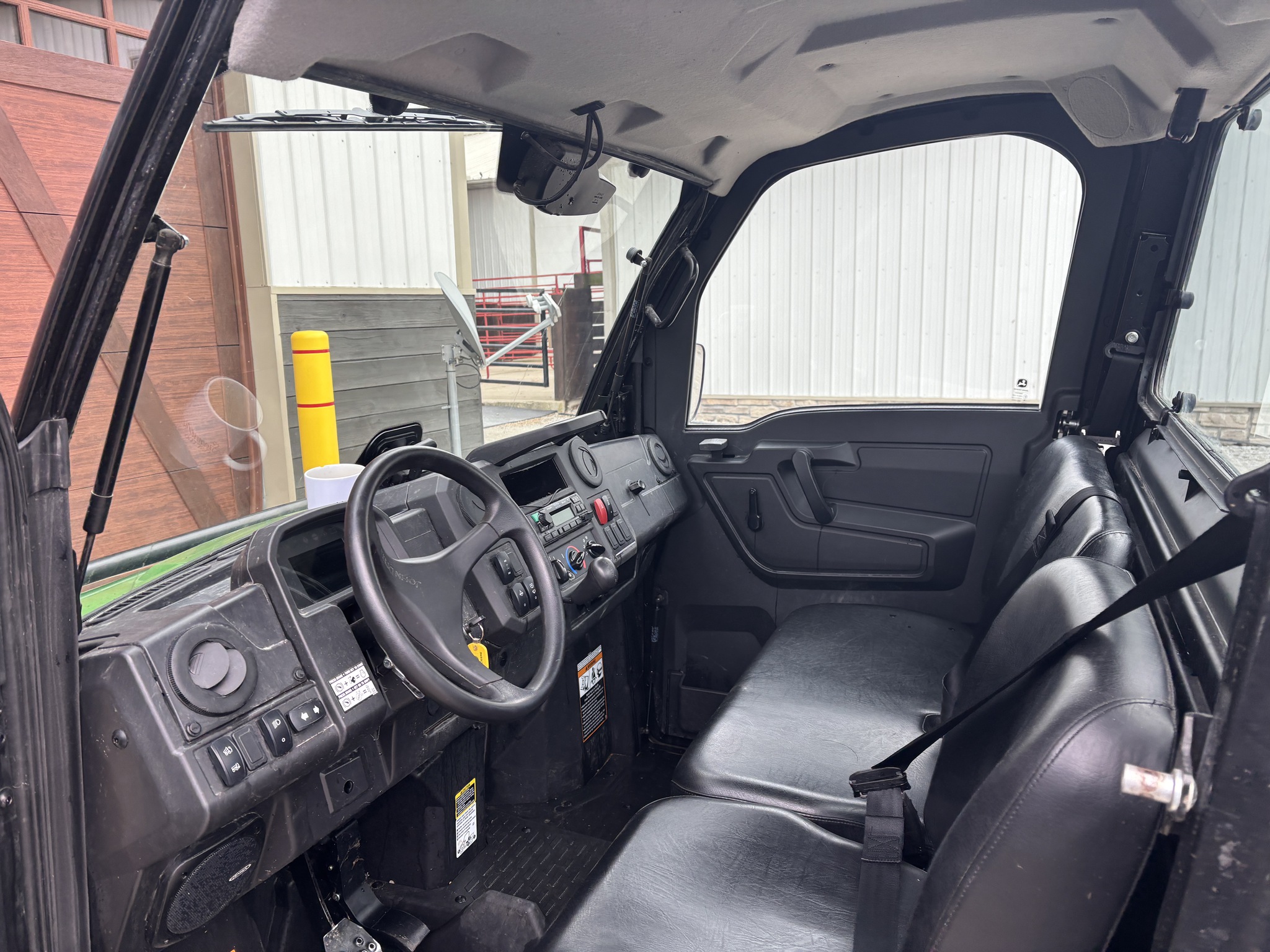 Used 2023 John Deere XUV 835M ATVs & Gators at Koenig Equipment in Lebanon, OH - PhotoXL9