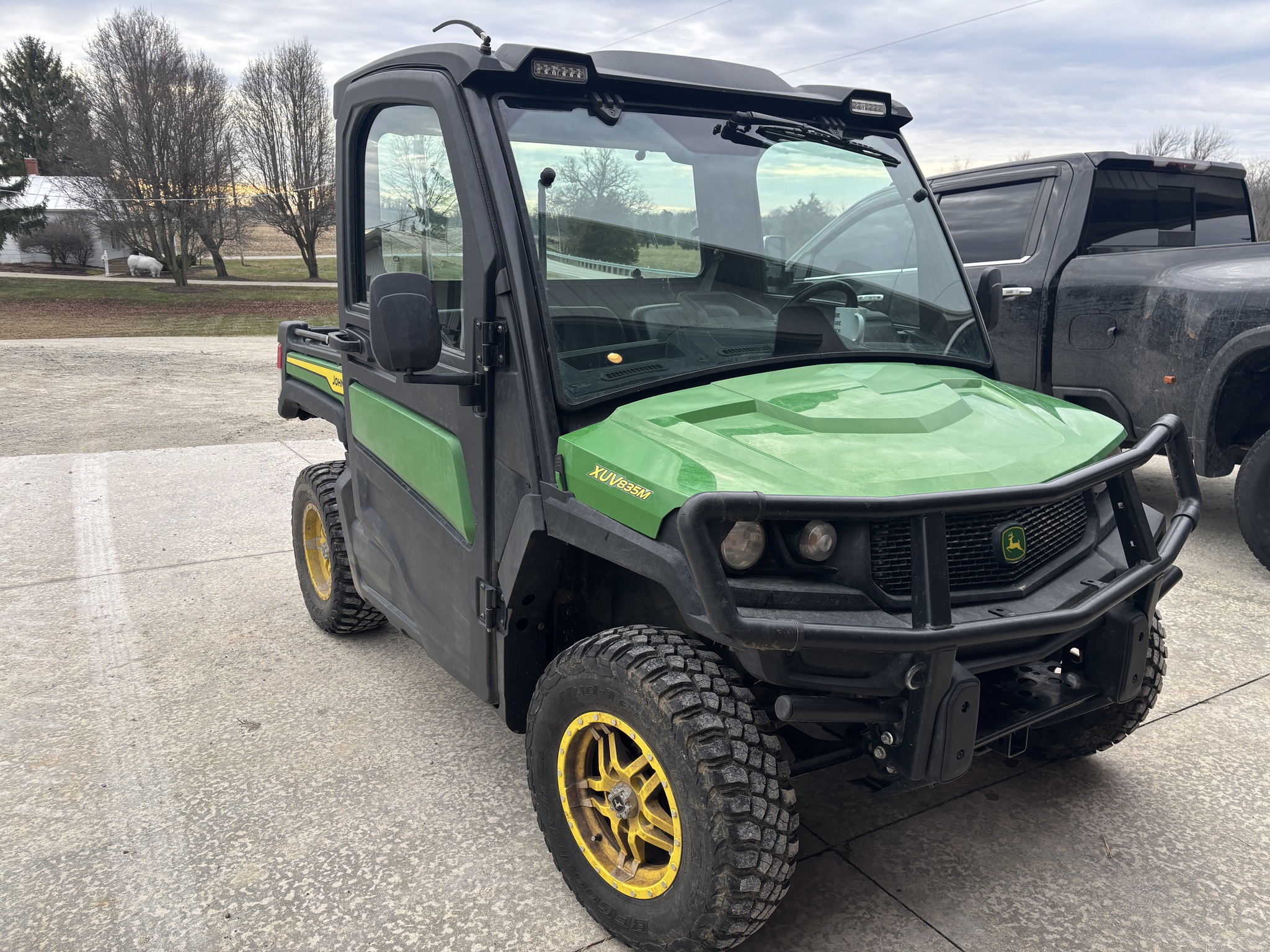 Used 2023 John Deere XUV 835M ATVs & Gators at Koenig Equipment in Lebanon, OH - PhotoXL3