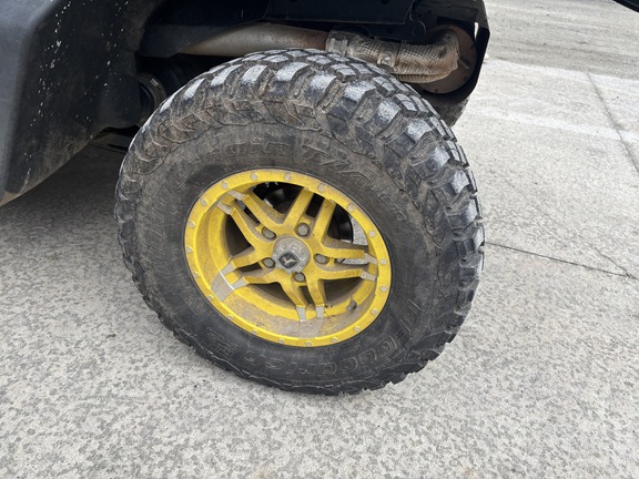 Used 2023 John Deere XUV 835M ATVs & Gators at Koenig Equipment in Lebanon, OH - Photo19