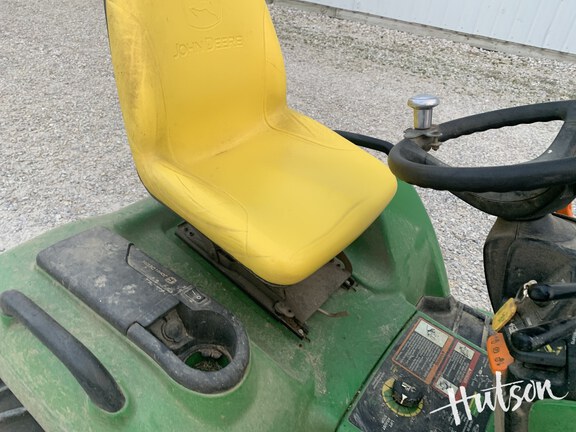 Photo of 2011 John Deere X720