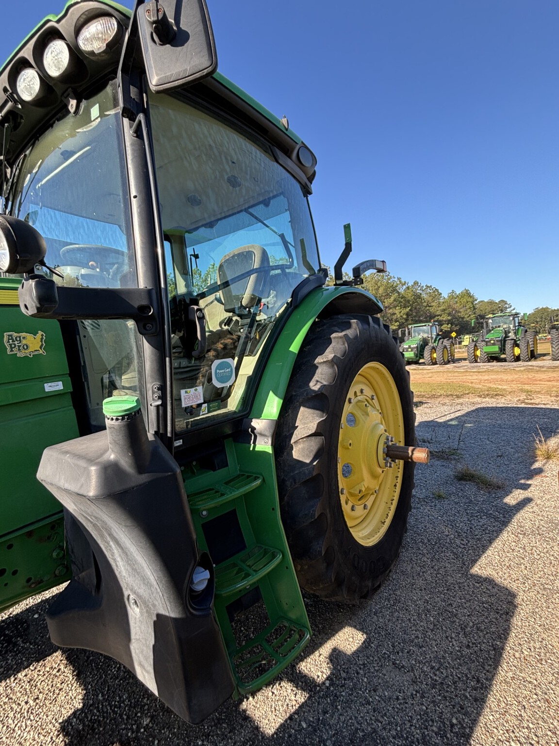 2018 John Deere 6155R Image 4
