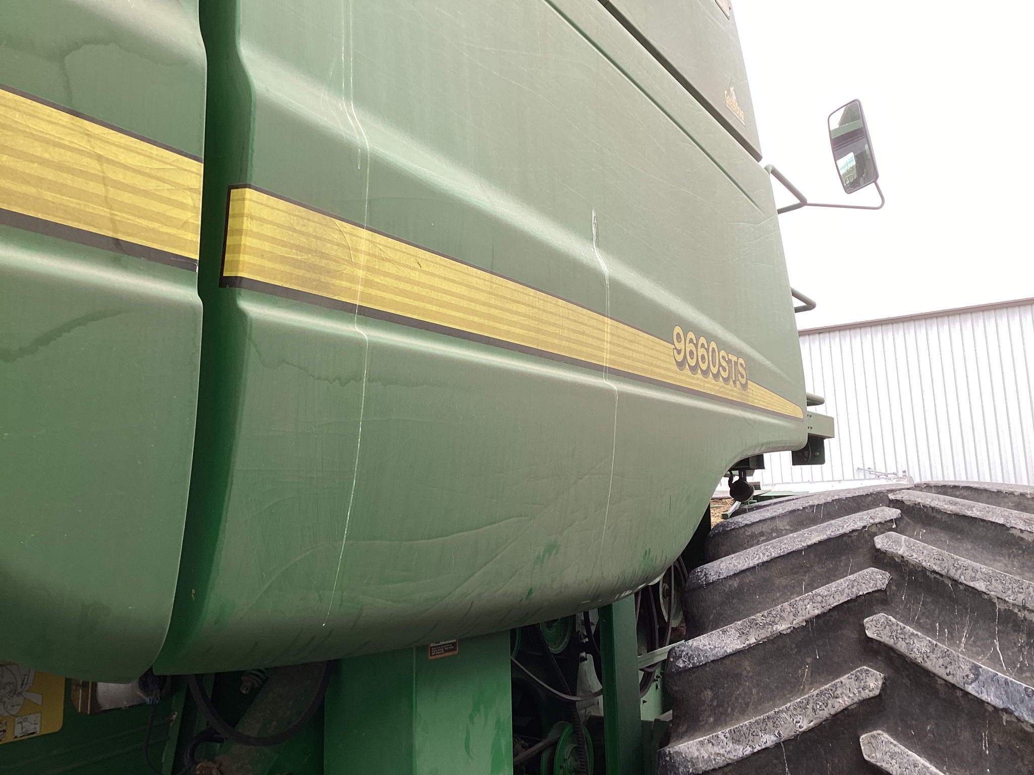 2004 John Deere 9660 STS Image 9