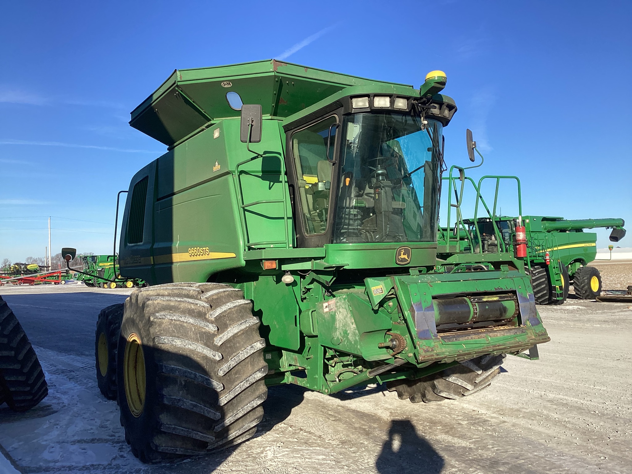 2004 John Deere 9660 STS Image 2