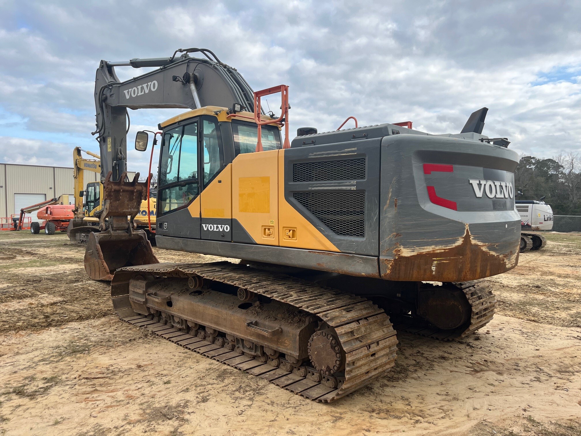 2019 Volvo EC300EL Image 2