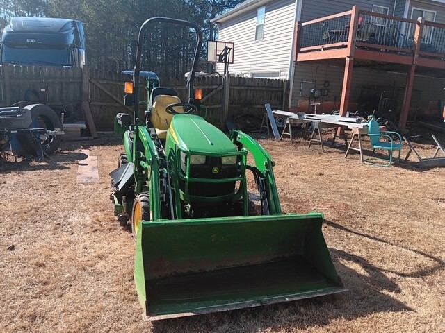 2020 John Deere 1025R Image 3