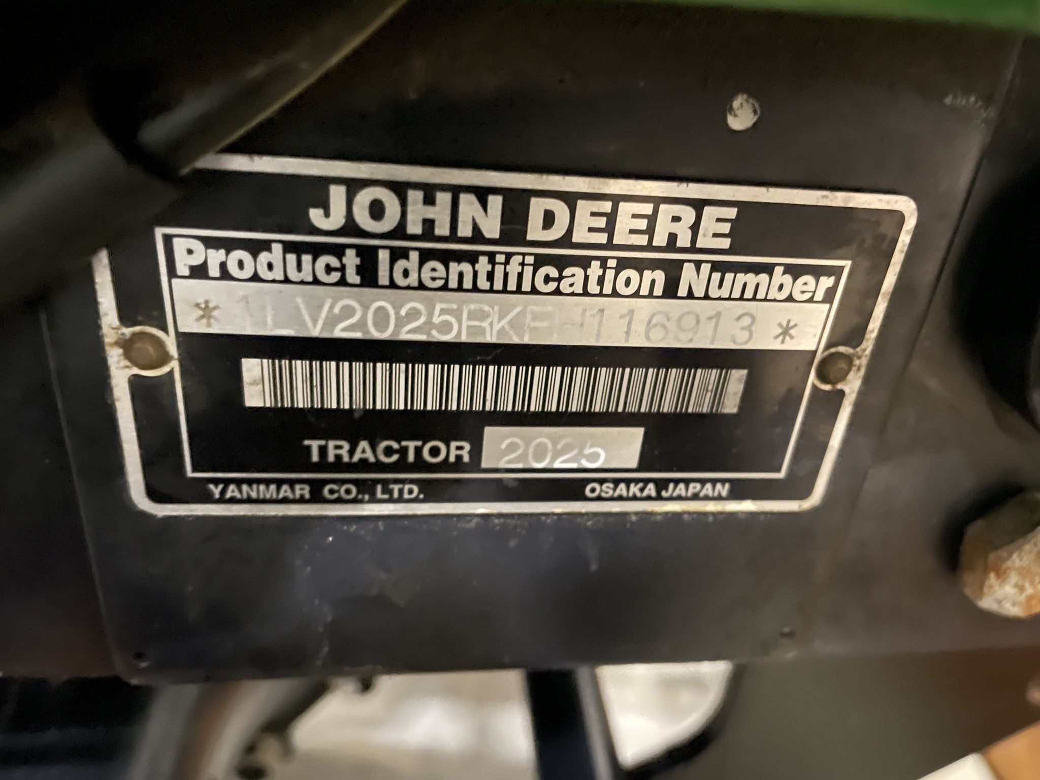 2015 John Deere 2025R Image 8