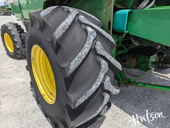 Photo of 1995 John Deere 9600