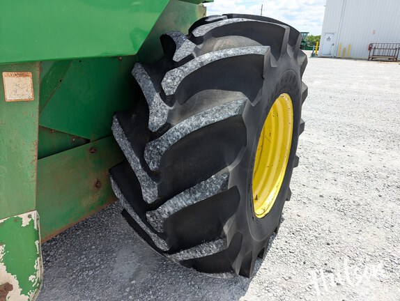 Photo of 1995 John Deere 9600
