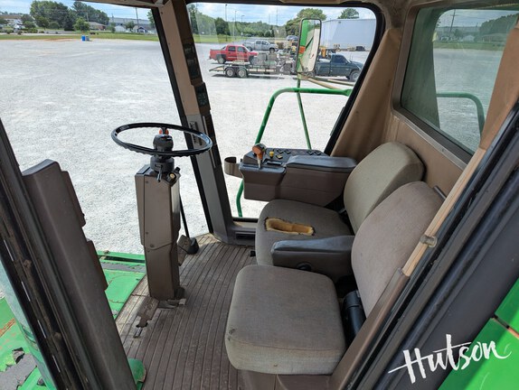 Photo of 1995 John Deere 9600
