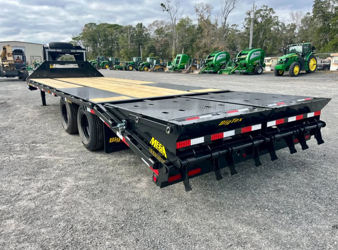 2026 Big Tex 22GN-35D5A-M Image 7