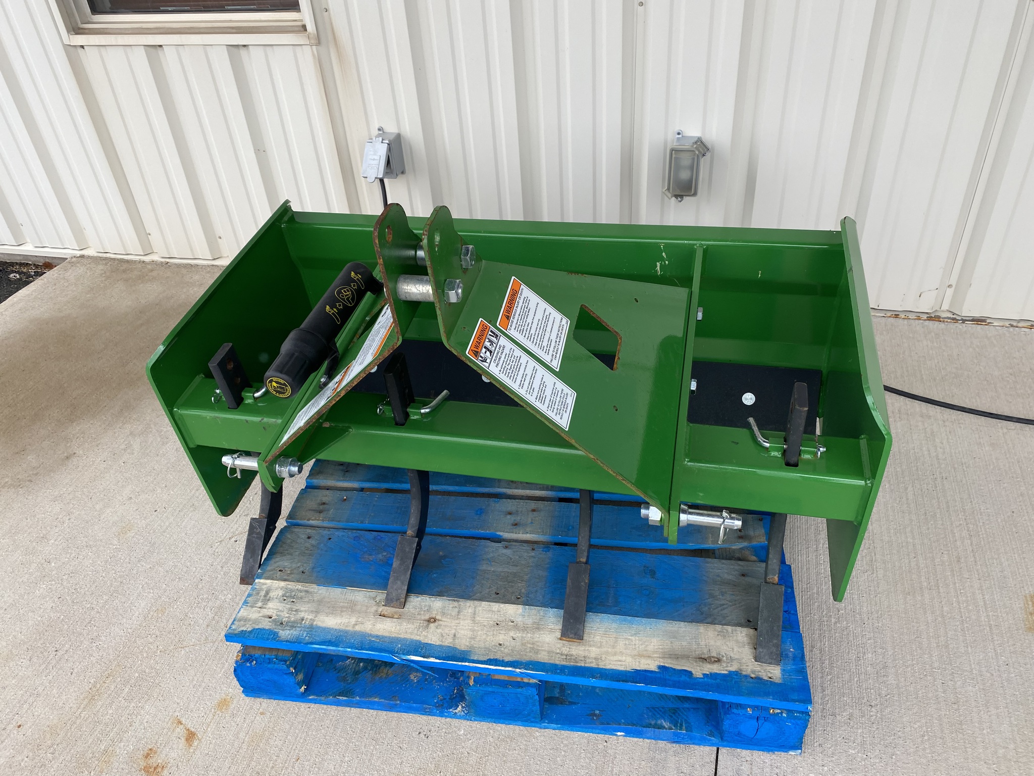 2021 Frontier BB2048 Image 5