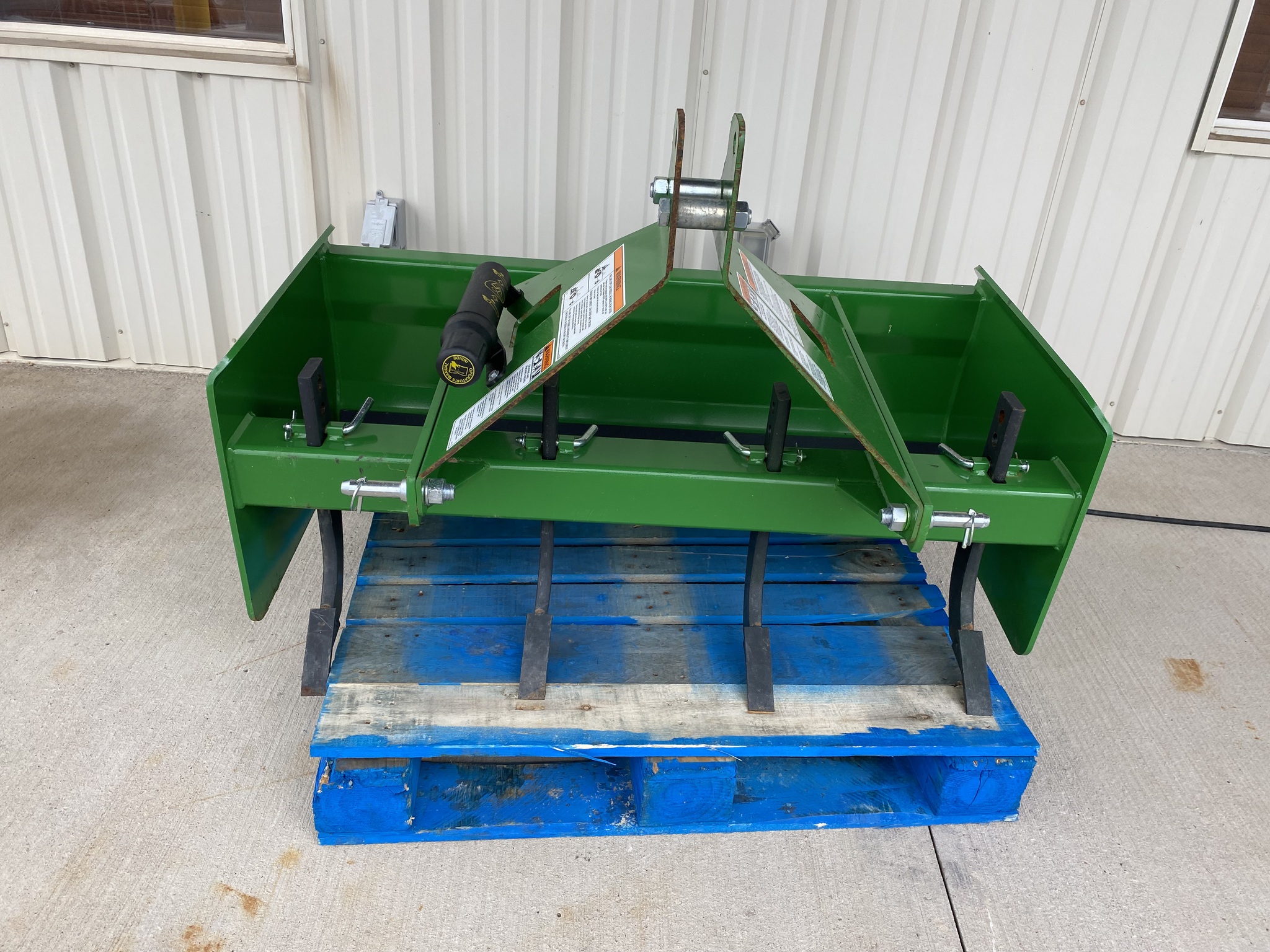 2021 Frontier BB2048 Image 2