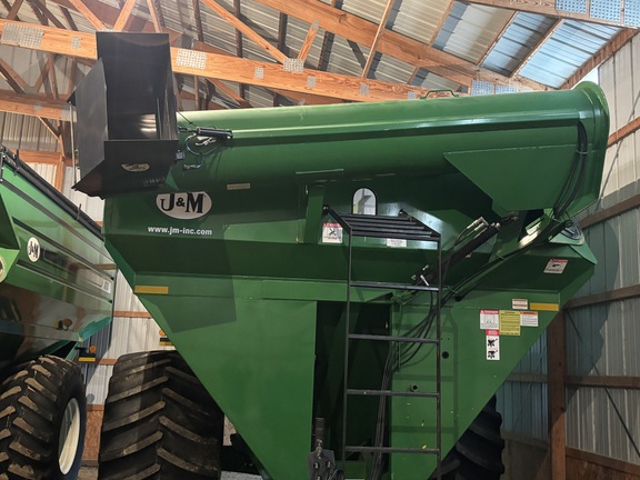 Used 2012 J&M 1000 Grain Carts at Koenig Equipment in Oxford, OH - Photo1