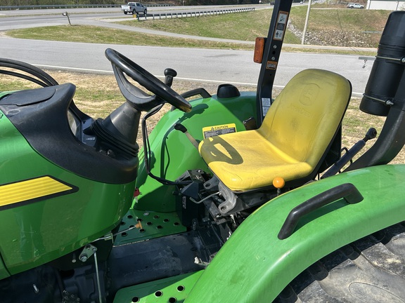 2015 John Deere 4105