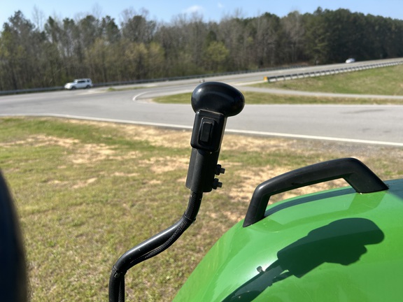 2015 John Deere 4105