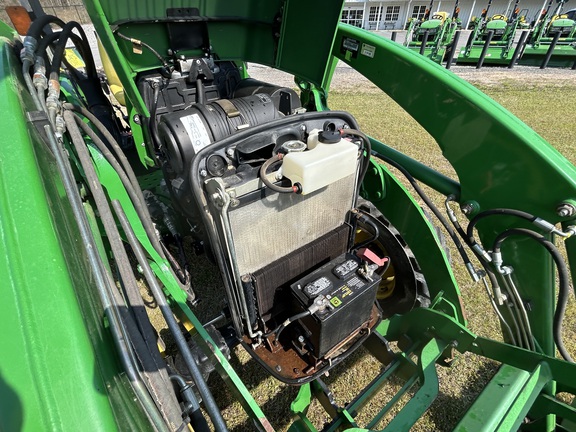 2015 John Deere 4105