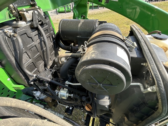 2015 John Deere 4105