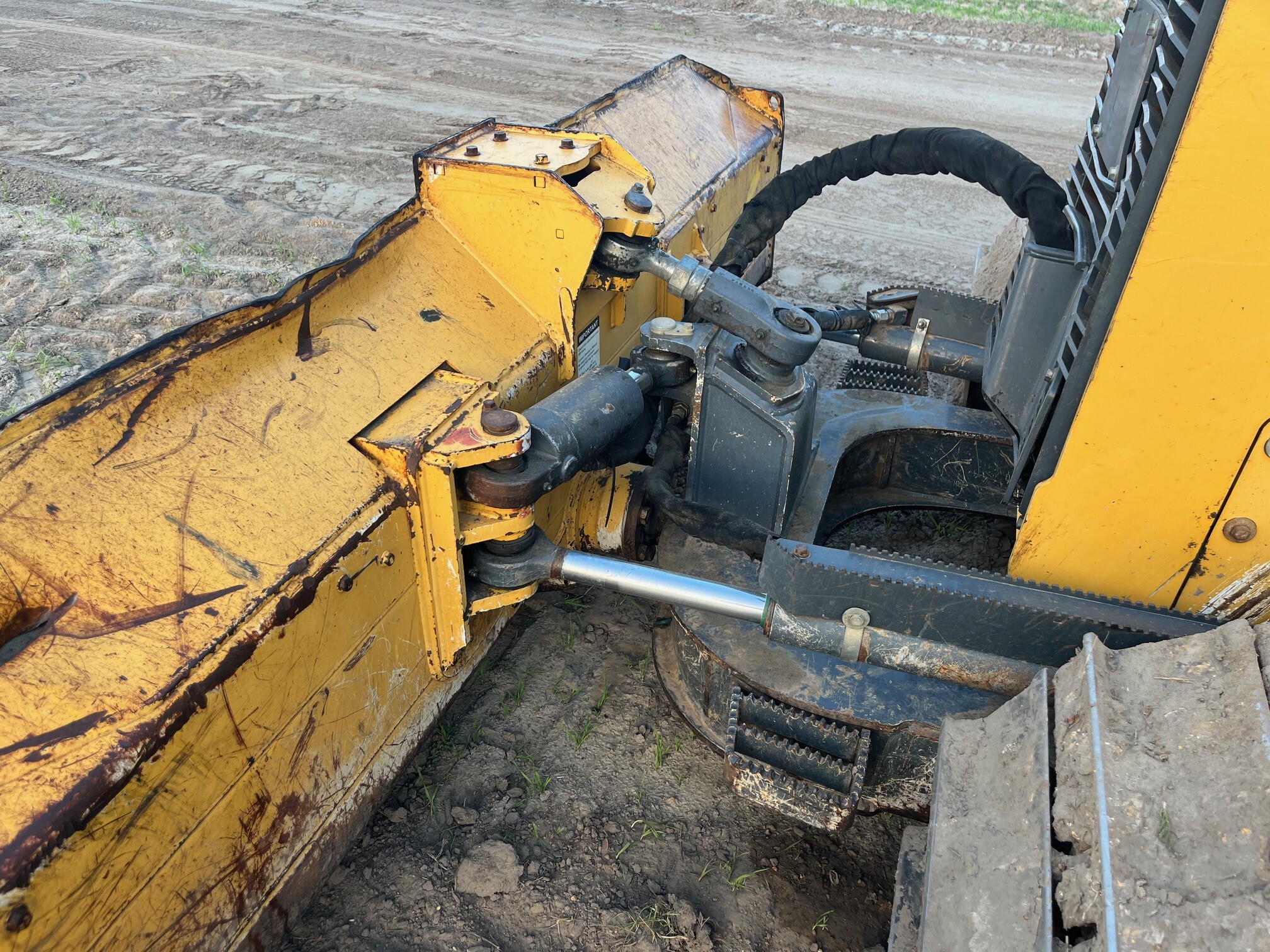 2017 John Deere 650K Image 8