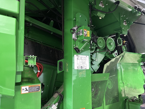 Used 2022 John Deere S770 Combines at Koenig Equipment in Greenville, OH - Photo29