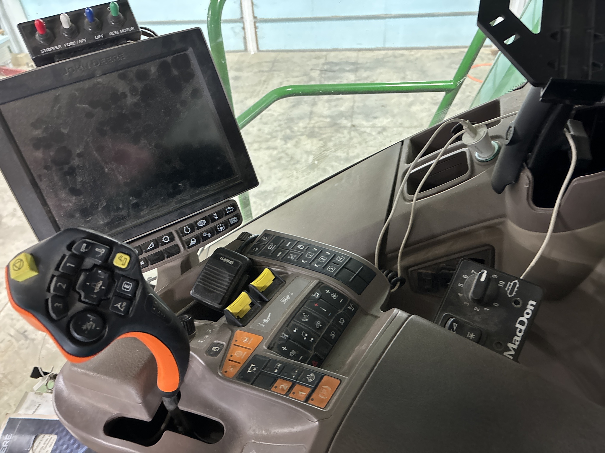 Used 2022 John Deere S770 Combines at Koenig Equipment in Greenville, OH - PhotoXL33