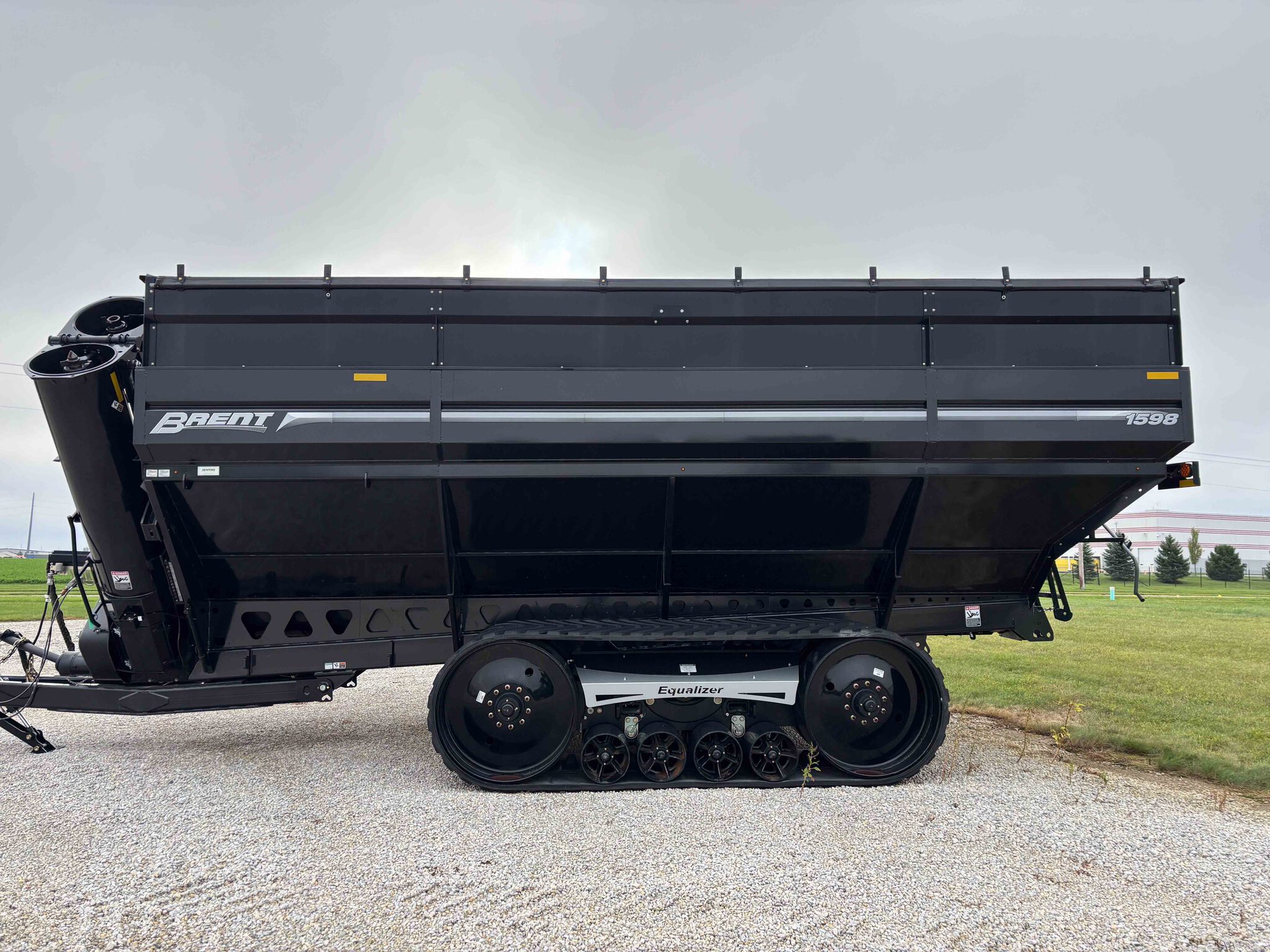 Used 2024 Brent 1598 Grain Carts at Koenig Equipment in Greenville, OH - PhotoXL1