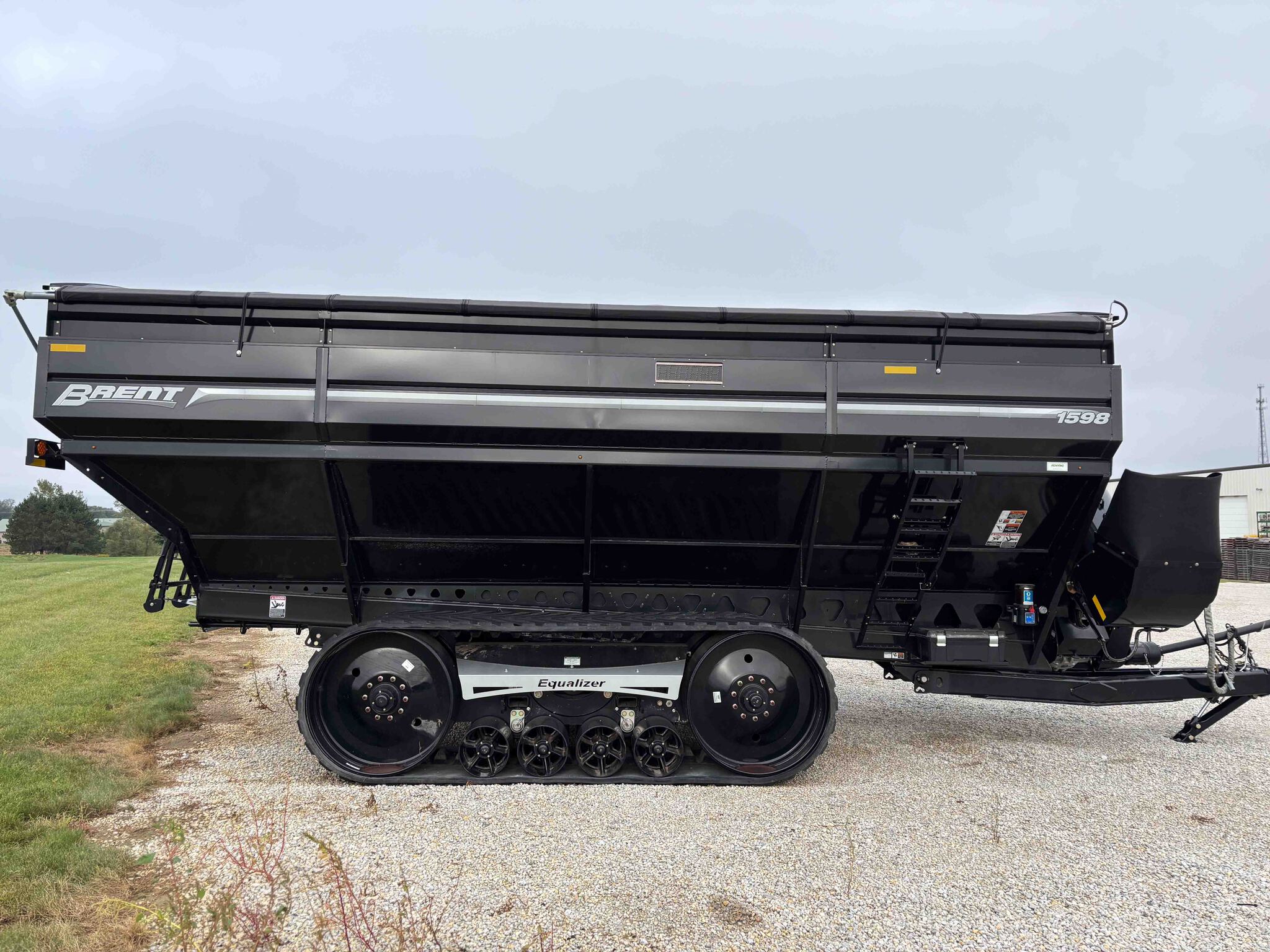 Used 2024 Brent 1598 Grain Carts at Koenig Equipment in Greenville, OH - PhotoXL4