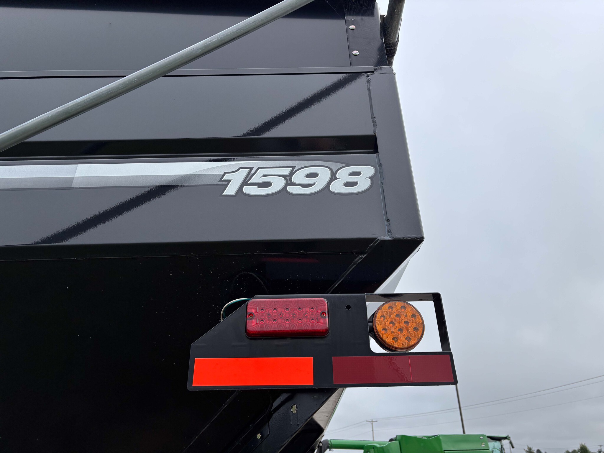 Used 2024 Brent 1598 Grain Carts at Koenig Equipment in Greenville, OH - PhotoXL3