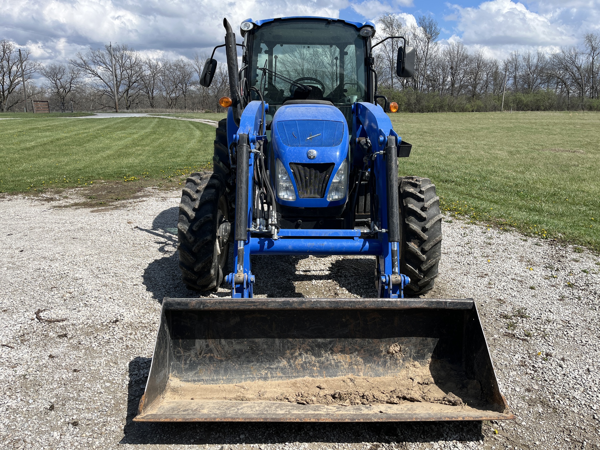  2013 New Holland Powerstar T4.75 at Heritage Tractor in Adrian, MO