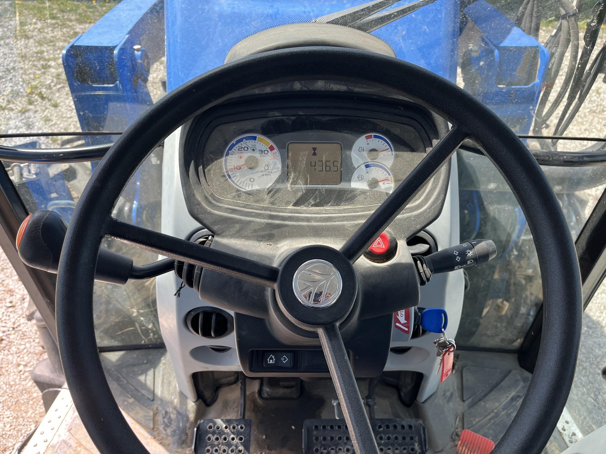  2013 New Holland Powerstar T4.75 at Heritage Tractor in Adrian, MO