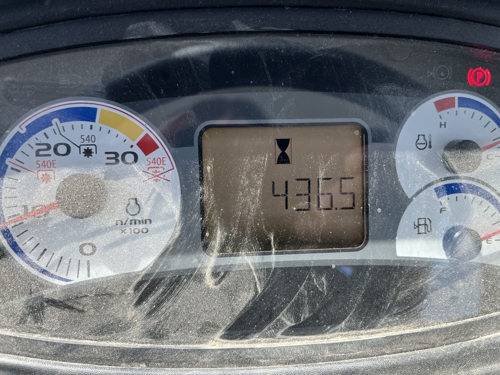  2013 New Holland Powerstar T4.75 at Heritage Tractor in Adrian, MO
