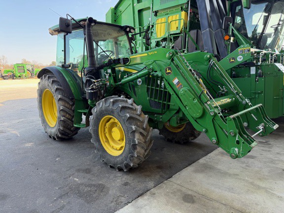 2022 John Deere 5115M Photo 1