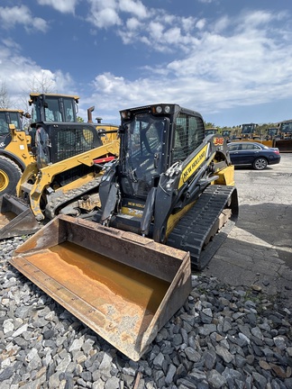 Photo of a 2021 New Holland C345