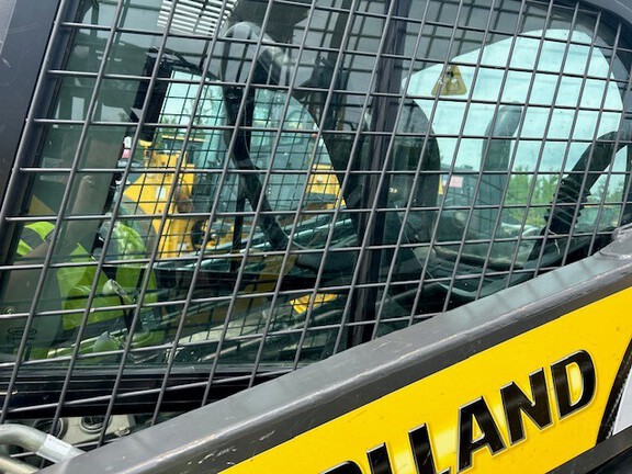 2021 New Holland C345