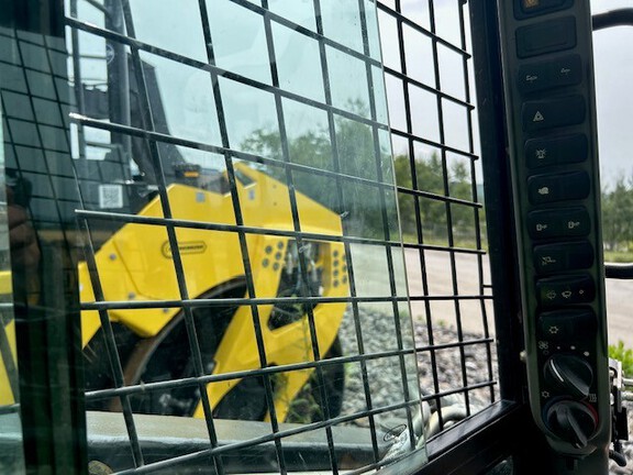 2021 New Holland C345