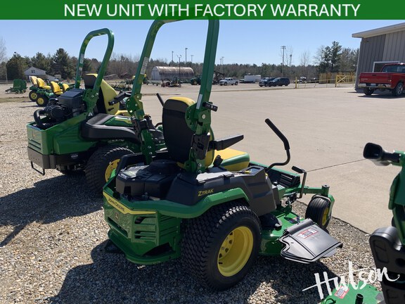 Photo of 2025 John Deere Z545R