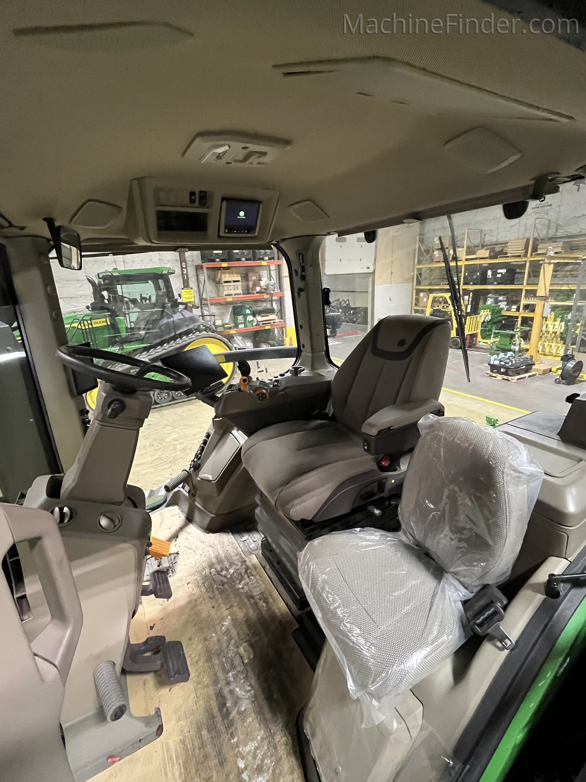 Used 2024 John Deere 8RT 370 Track Tractors at Koenig Equipment in Anna, OH - PhotoXL6