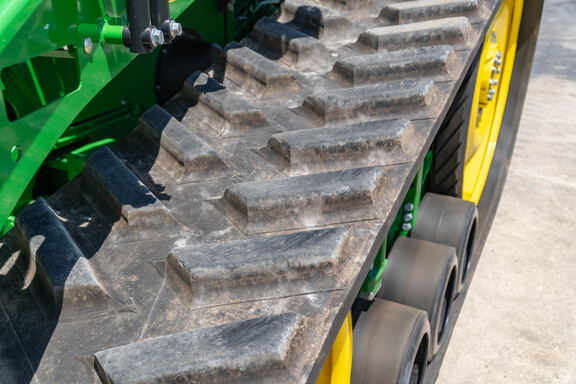 Used 2024 John Deere 8RT 370 Track Tractors at Koenig Equipment in Anna, OH - Photo10