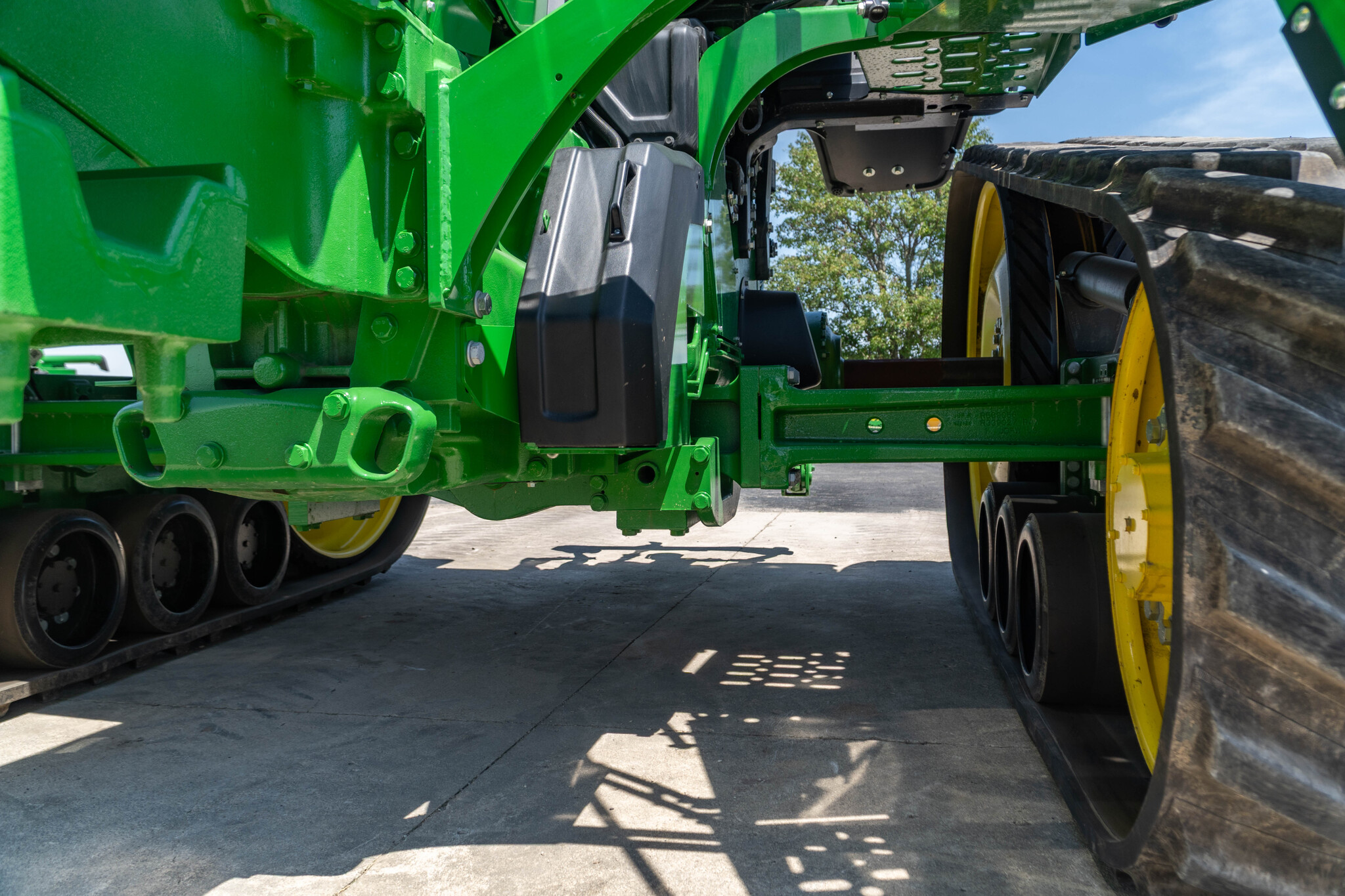 Used 2024 John Deere 8RT 370 Track Tractors at Koenig Equipment in Anna, OH - PhotoXL11